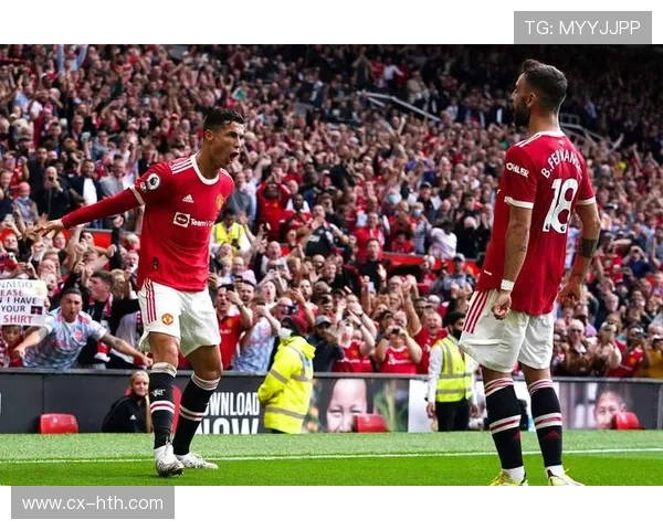 桑乔禁区里扣球过人，冷静推射得分：速度与技巧的完美结合